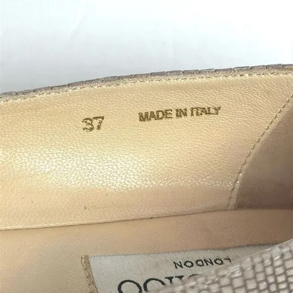 Jimmy Choo WRAY Ballet Flats Printed Leather Nude Gold Logo Medallion Italy US 7